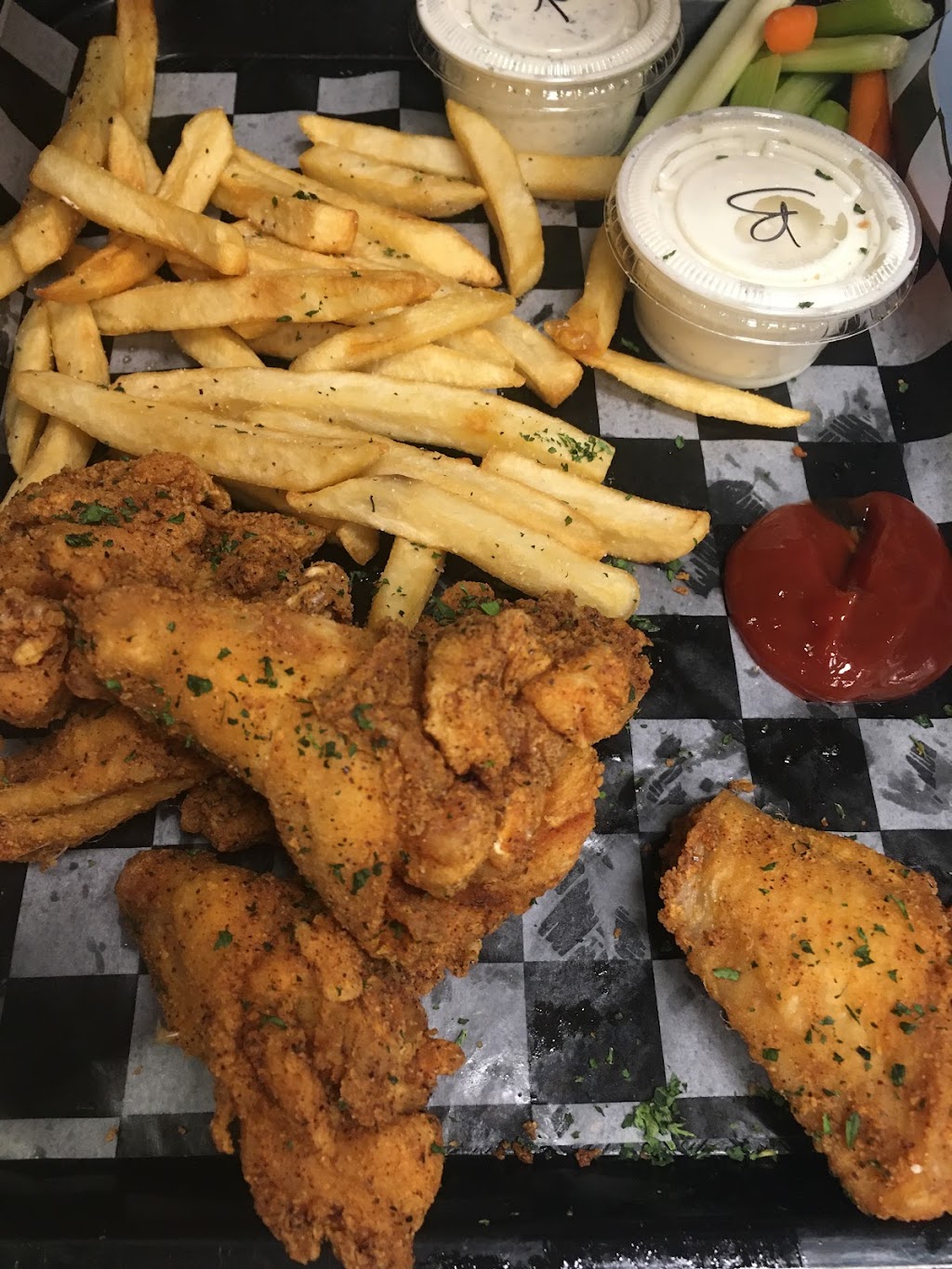 Frankensons | restaurant | 8334 S Maryland Pkwy, Las Vegas, NV 89123, USA | 7027490080 OR +1 702-749-0080