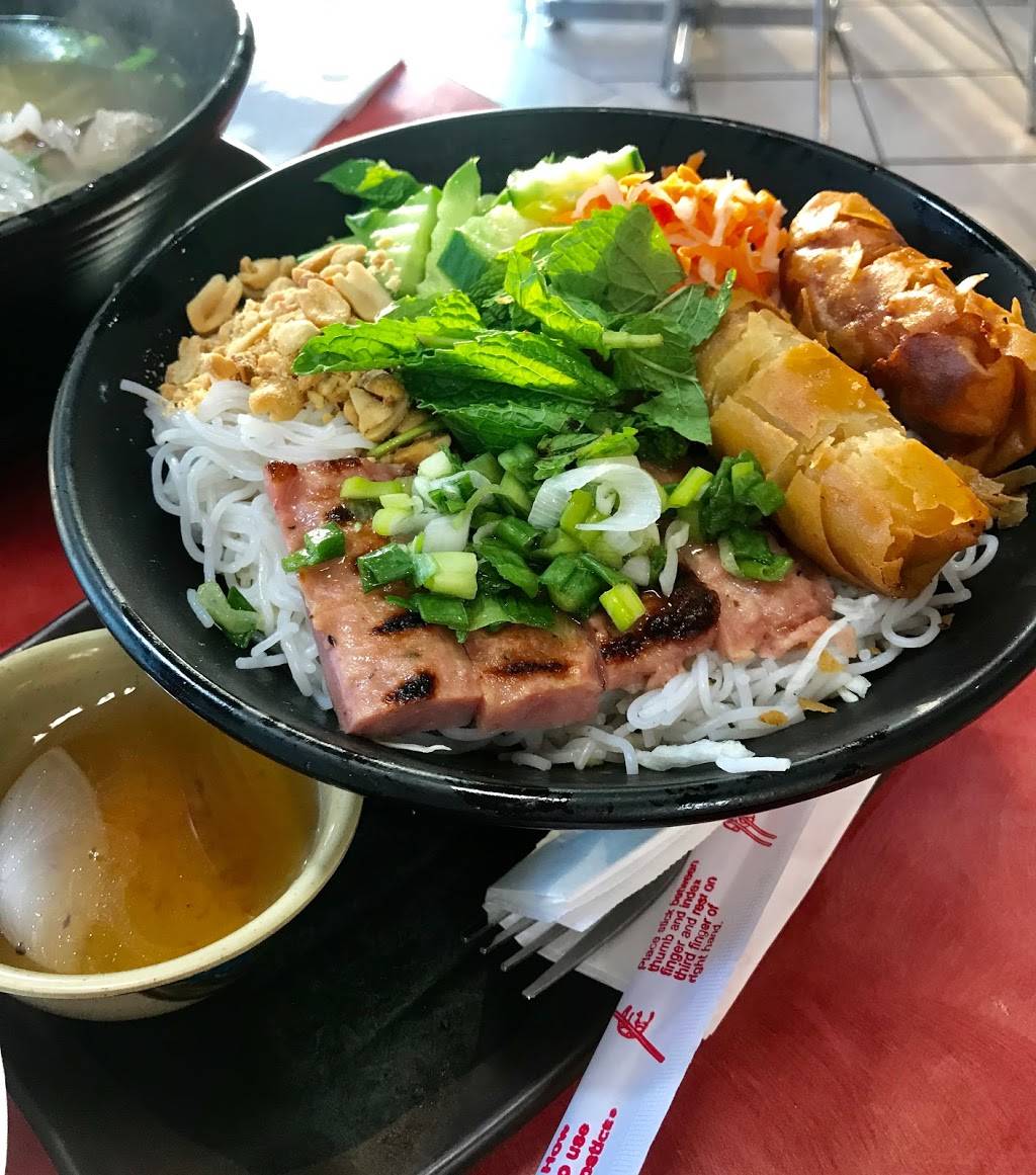 BMC Pho | restaurant | 402 N Azusa Ave, Covina, CA 91722, USA | 6263318024 OR +1 626-331-8024