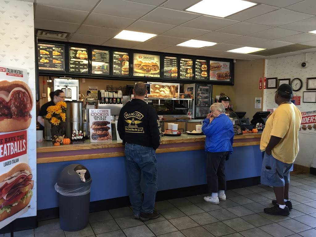 Arbys | restaurant | 1483 Granby Rd, Chicopee, MA 01020, USA | 4135931437 OR +1 413-593-1437