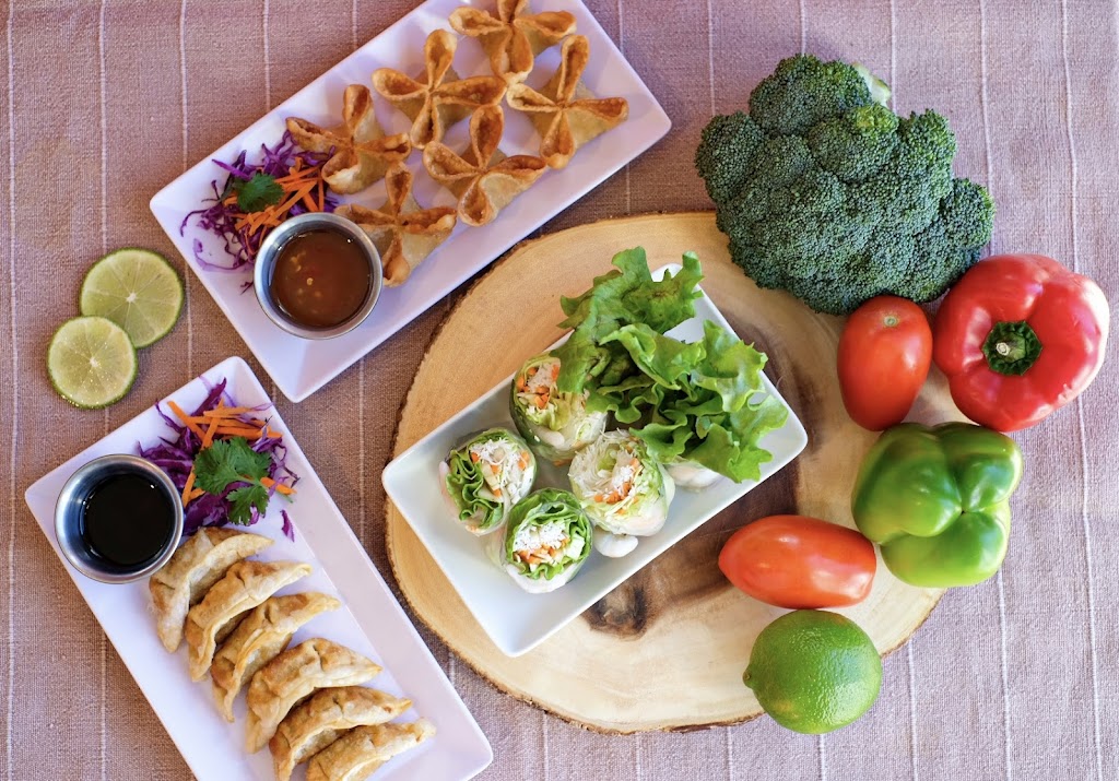 Kinn Thai cuisine | restaurant | 2638 S Timberline Rd Suite 120, Fort Collins, CO 80525, USA | 9706728551 OR +1 970-672-8551