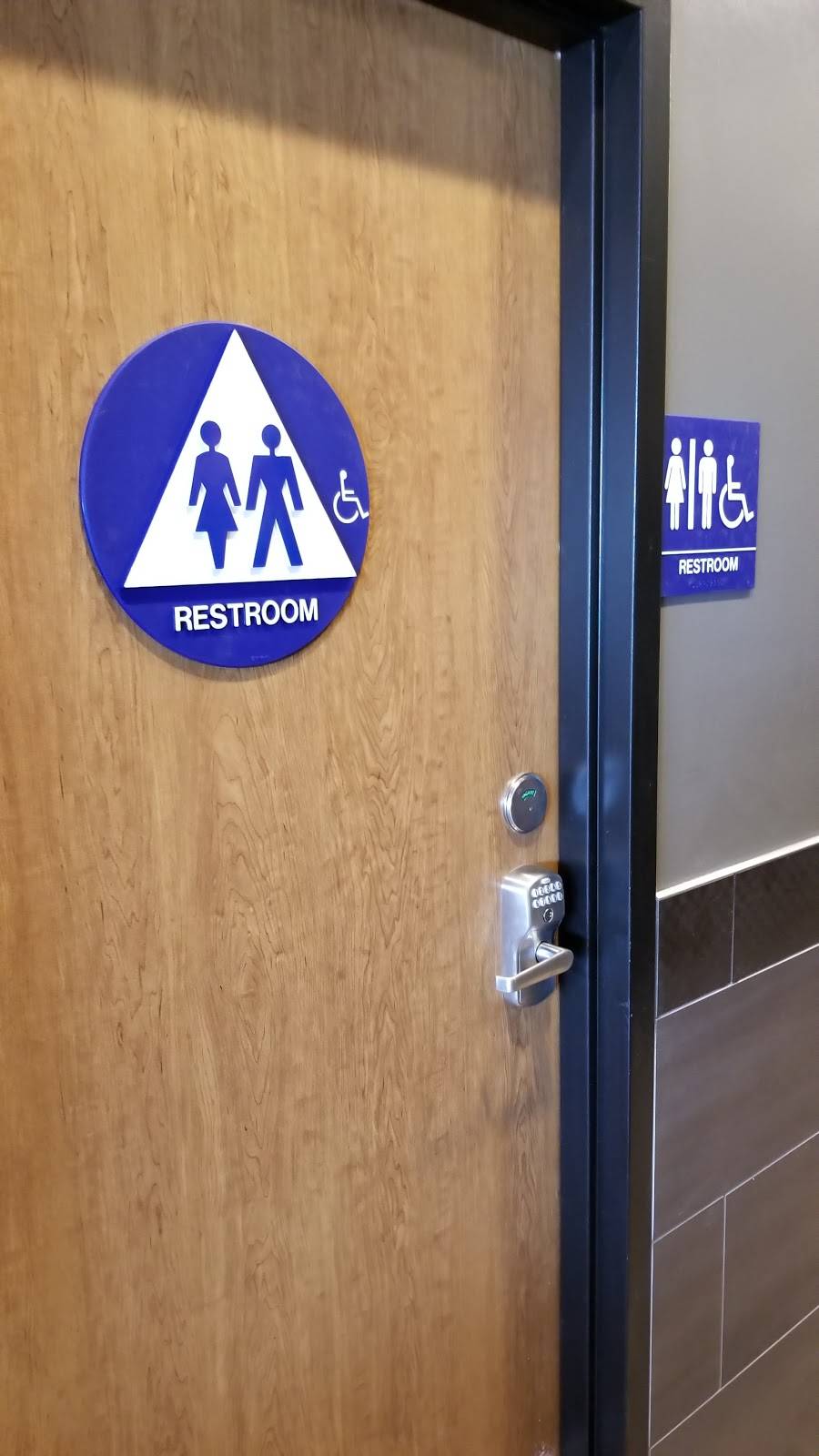 WaBa Grill | restaurant | 6187 Magnolia Ave, Riverside, CA 92506, USA | 9517839255 OR +1 951-783-9255