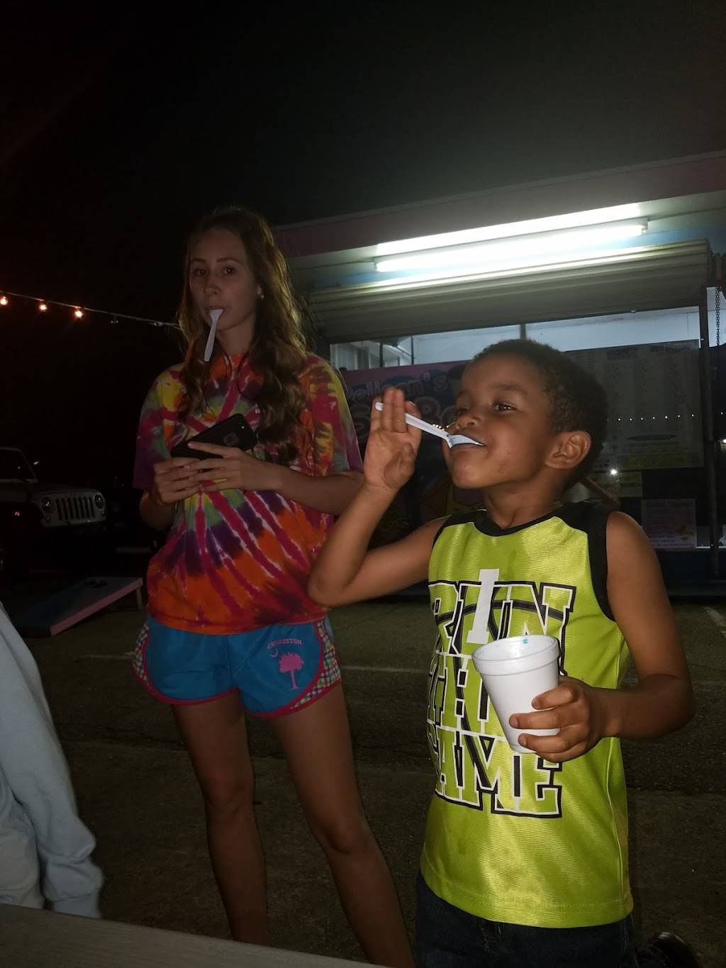 Pelicans SnoBalls | restaurant | 630 W Main St, Spartanburg, SC 29301, USA | 5709757415 OR +1 570-975-7415