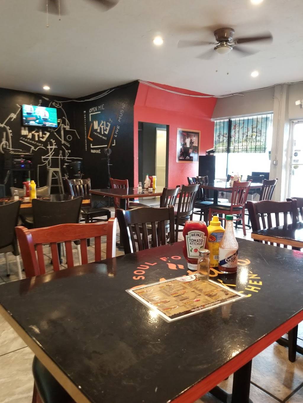 Matties Soul Food | restaurant | 6825 NW 7th Ave, Miami, FL 33150, USA | 7866154574 OR +1 786-615-4574
