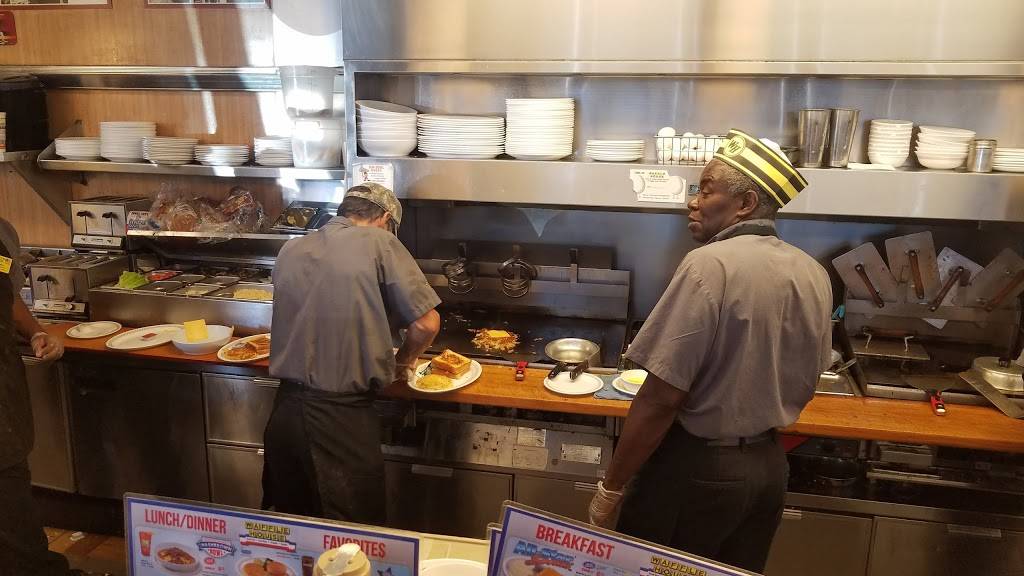 Waffle House | meal takeaway | 8325 W McDowell Rd, Tolleson, AZ 85353, USA | 6239368846 OR +1 623-936-8846