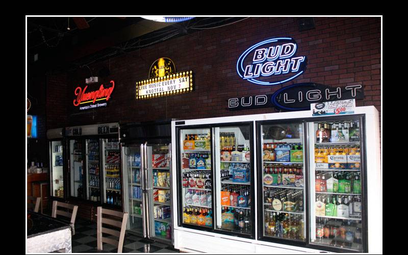 Johnny Joes Sports Bar and Grill | restaurant | 5327 E Trindle Rd, Mechanicsburg, PA 17050, USA | 7177662254 OR +1 717-766-2254