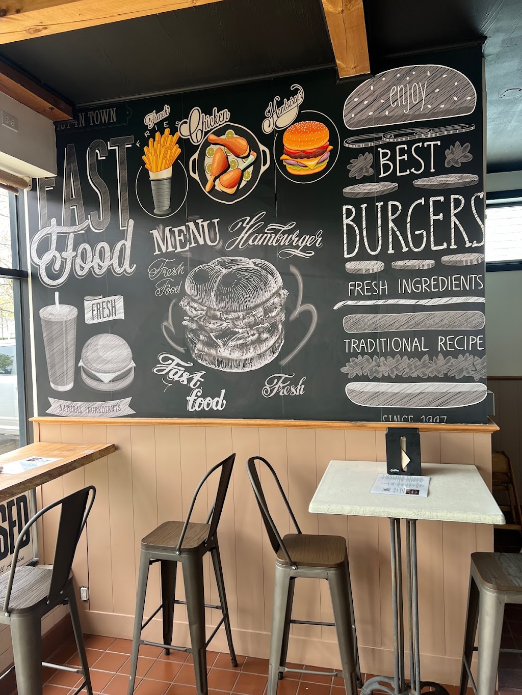 Pattie Shack | restaurant | 315 Court St, Plymouth, MA 02360, USA | 5085917952 OR +1 508-591-7952