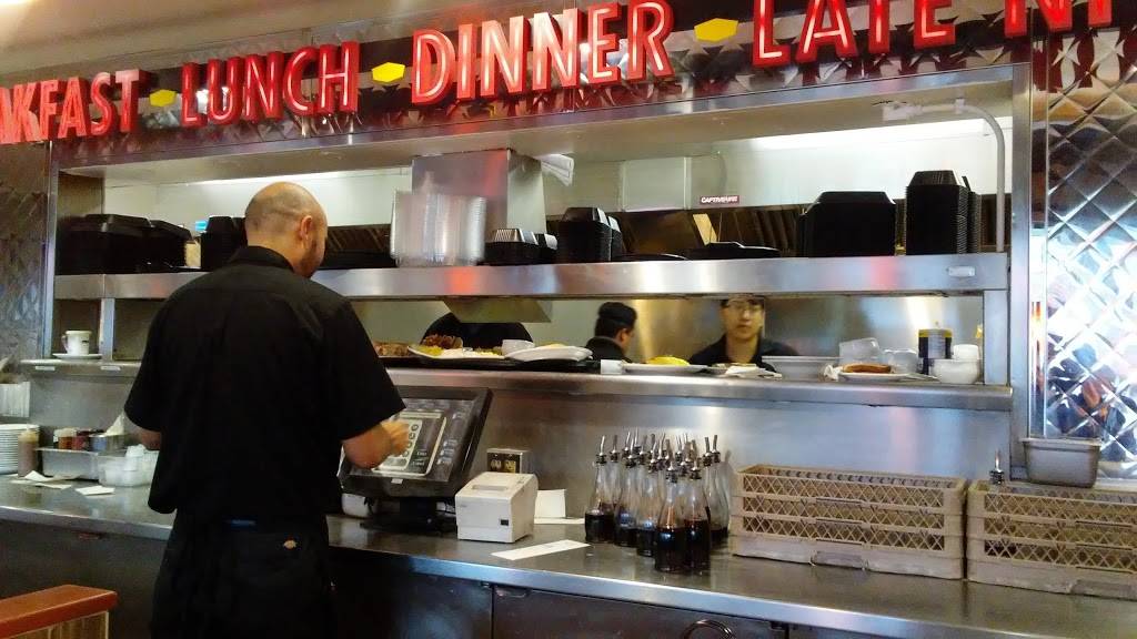 Dennys | restaurant | 3333 Atlantic Ave, Long Beach, CA 90807, USA | 5624247111 OR +1 562-424-7111