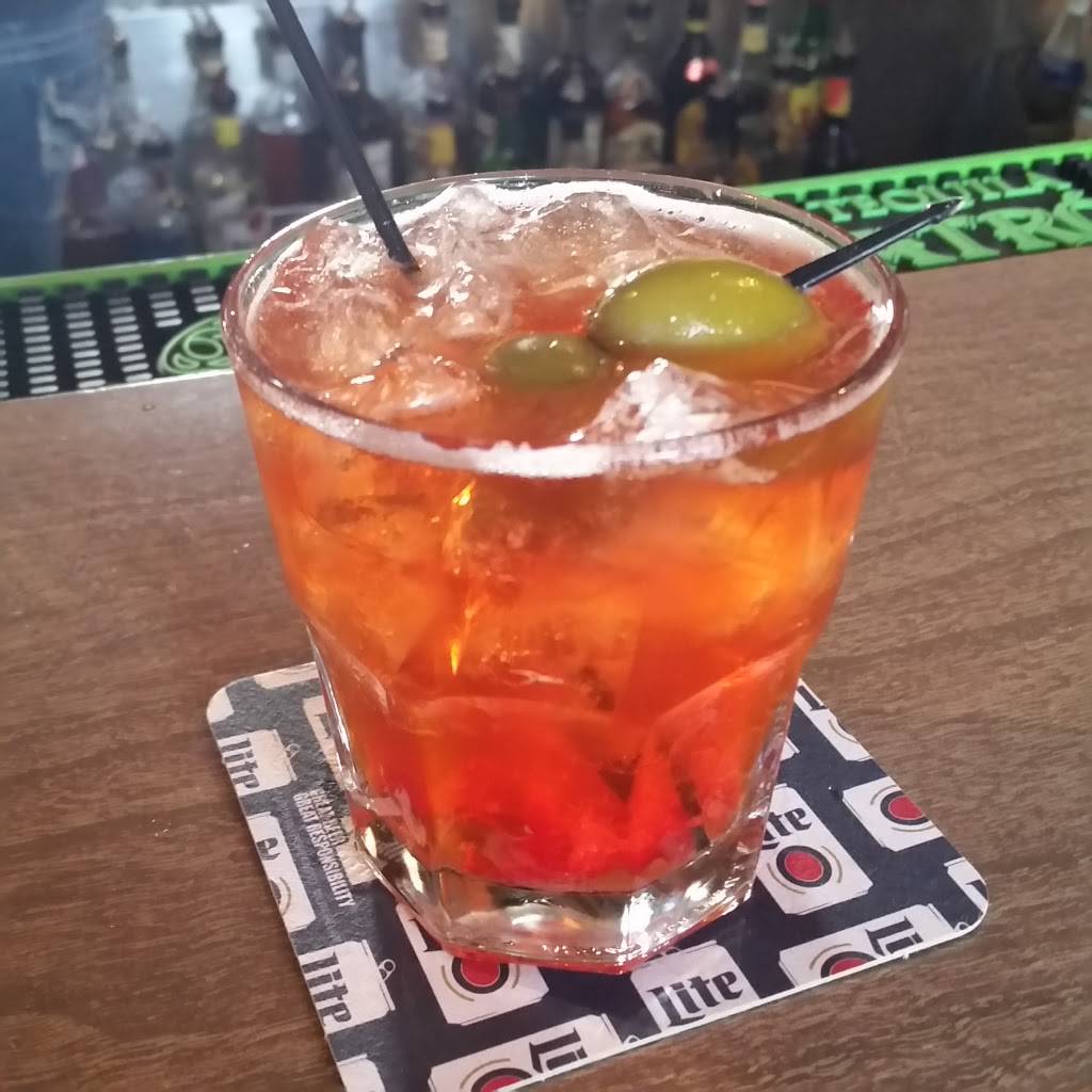 Danny Haskells Pub and Grill | restaurant | W171 S7260 Lannon Dr, Muskego, WI 53150, USA | 2626799535 OR +1 262-679-9535