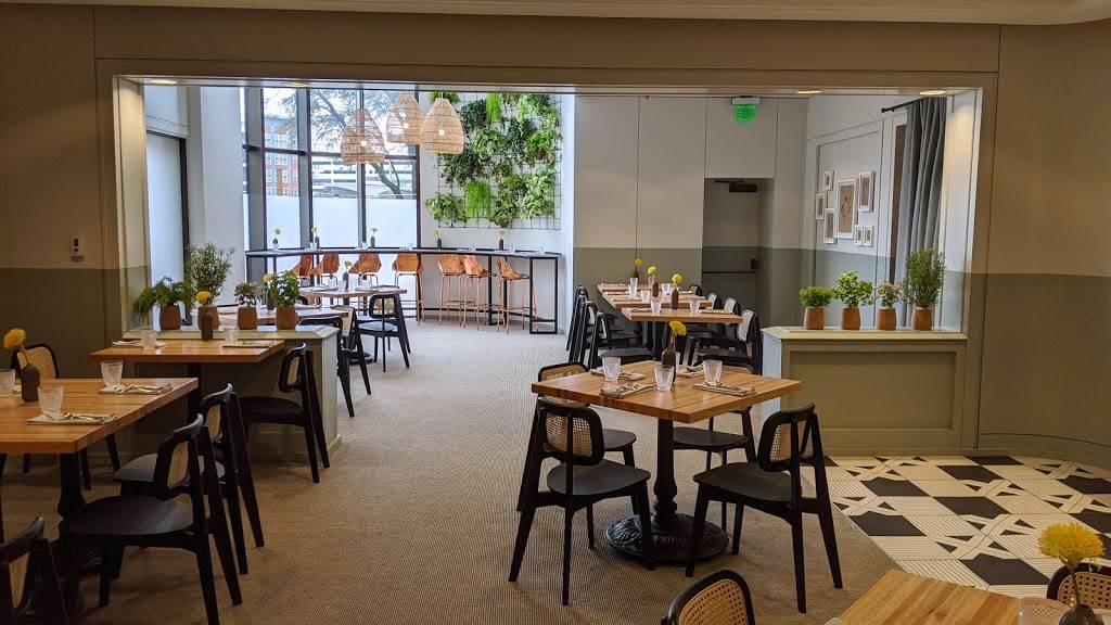 Flossies | restaurant | 221 Las Colinas Blvd E, Irving, TX 75039, USA | 9728695550 OR +1 972-869-5550