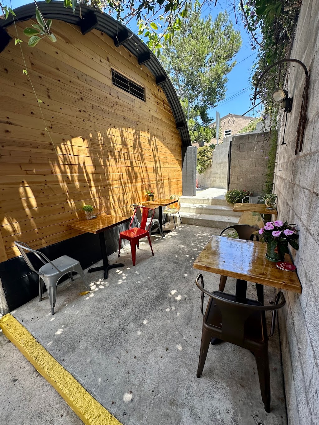 Wigz Sandwich Shop | restaurant | 1816 S Coast Hwy, Laguna Beach, CA 92651, USA | 9492358785 OR +1 949-235-8785