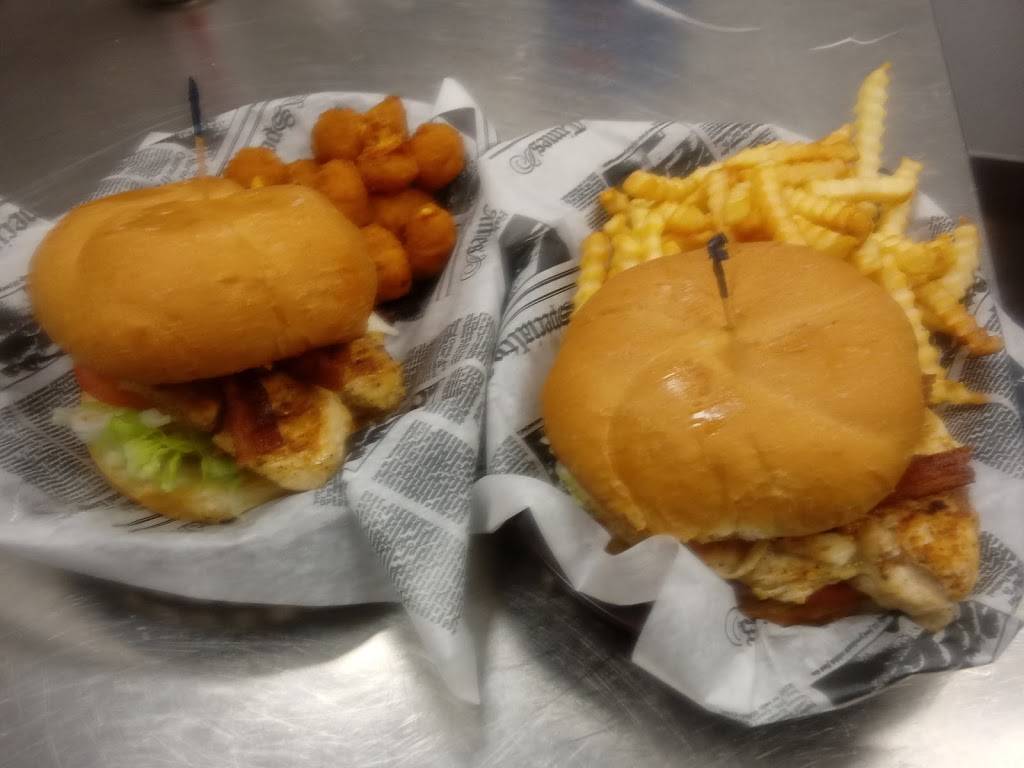 Wagners Country Restaurant LLC | restaurant | 106 S Packer Dr, Francis Creek, WI 54214, USA | 9203235472 OR +1 920-323-5472