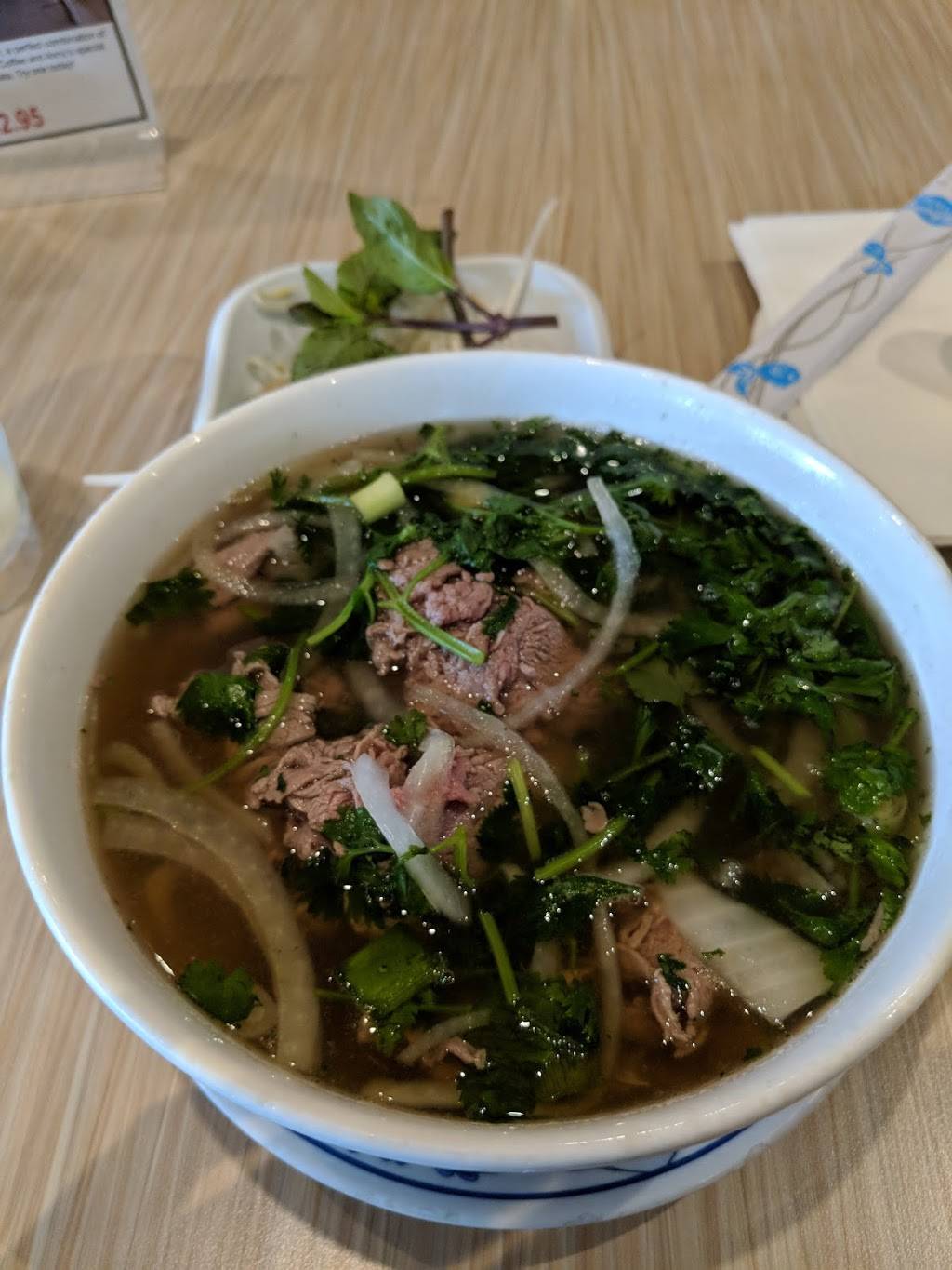 Mama Hongs Vietnamese Kitchen | restaurant | 11819 Wilshire Blvd #106B, Los Angeles, CA 90025, USA | 3103127881 OR +1 310-312-7881