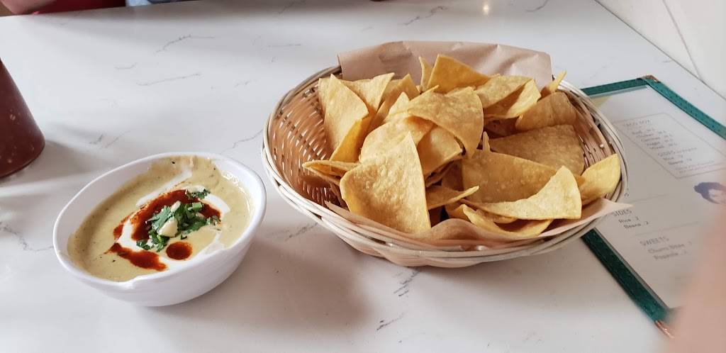 TACO CO. | restaurant | 6108 Maple St, Omaha, NE 68104, USA | 5313652820 OR +1 531-365-2820