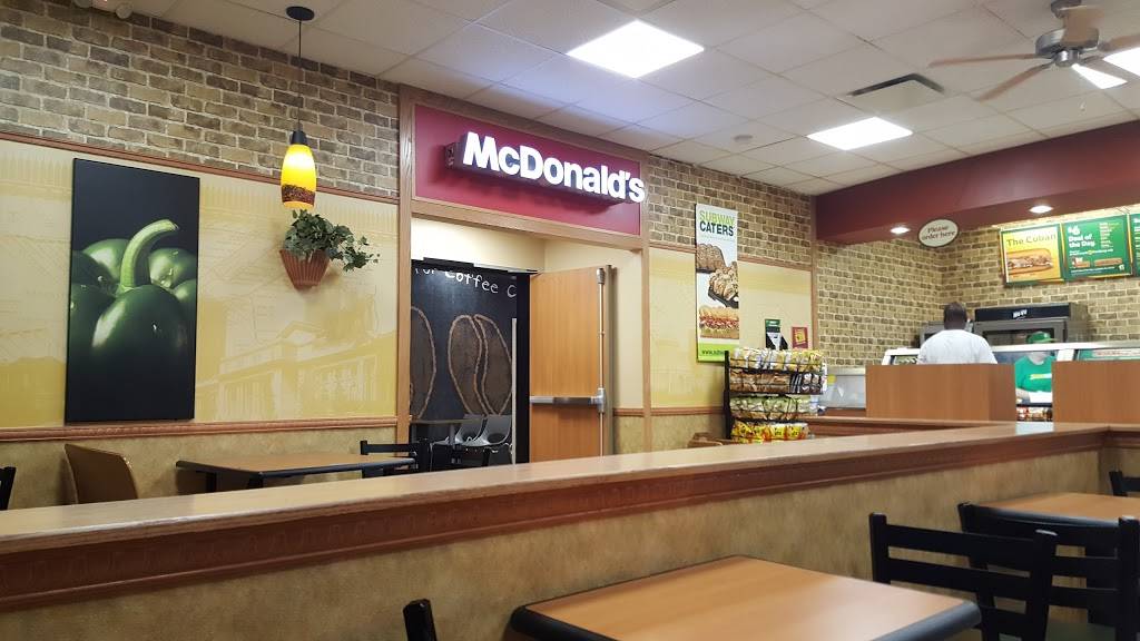 Subway | restaurant | 3555 Vine St, Middletown, PA 17057, USA | 7179481844 OR +1 717-948-1844