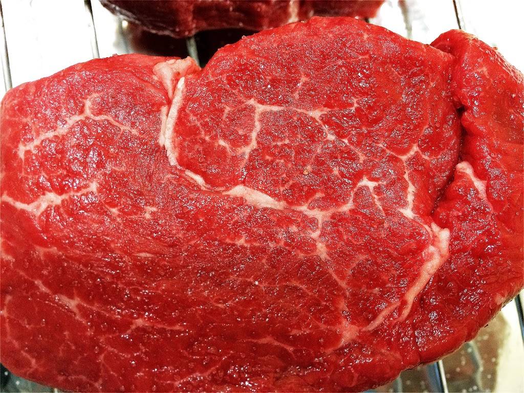 Amity Meat Center | restaurant | 24 Lucy St, Woodbridge, CT 06525, USA | 2033975060 OR +1 203-397-5060