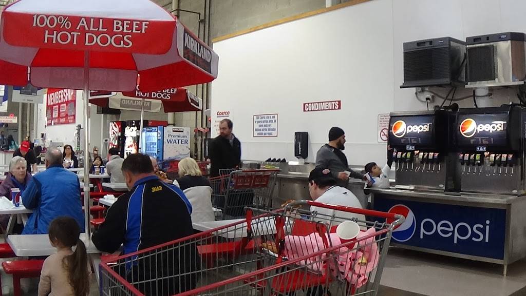 Costco Food Court | meal takeaway | 45460 Market St, Shelby Charter Twp, MI 48315, USA | 5865802000 OR +1 586-580-2000