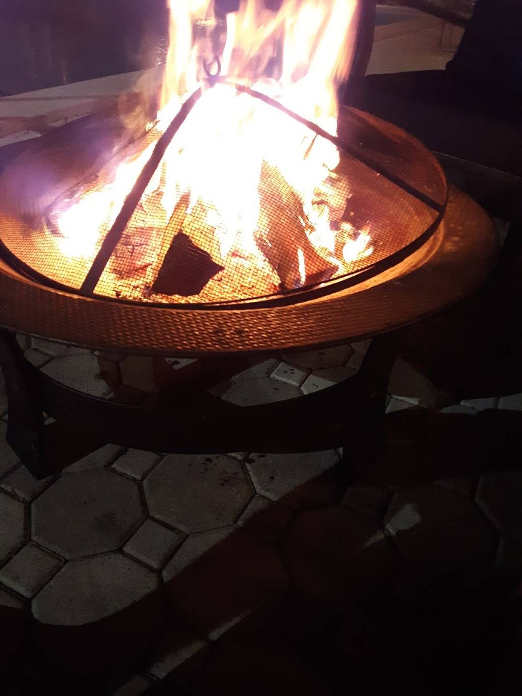 Tiki Joes At the Tahitian Inn | restaurant | 601 S Dale Mabry Hwy, Tampa, FL 33609, USA | 8138776721 OR +1 813-877-6721