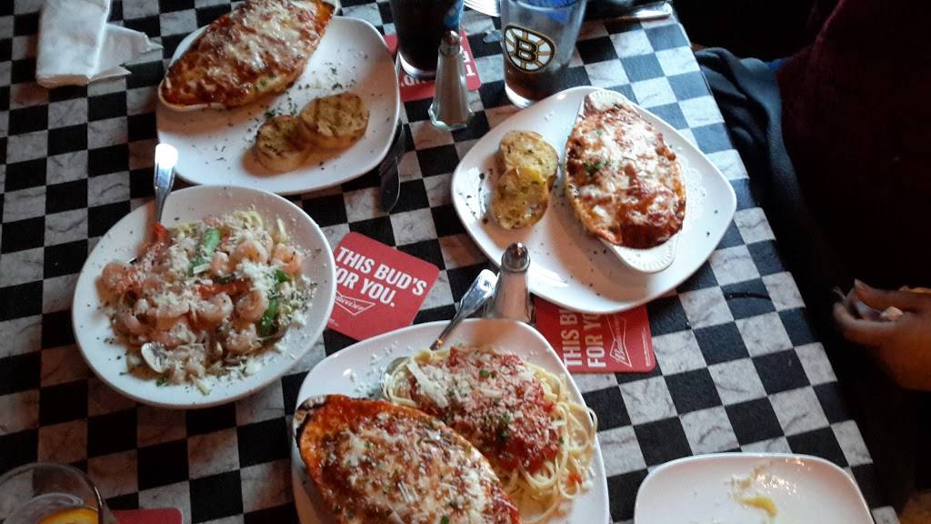 Francos Bistro | restaurant | 907 Roosevelt Trail, Windham, ME 04062, USA | 2078923700 OR +1 207-892-3700