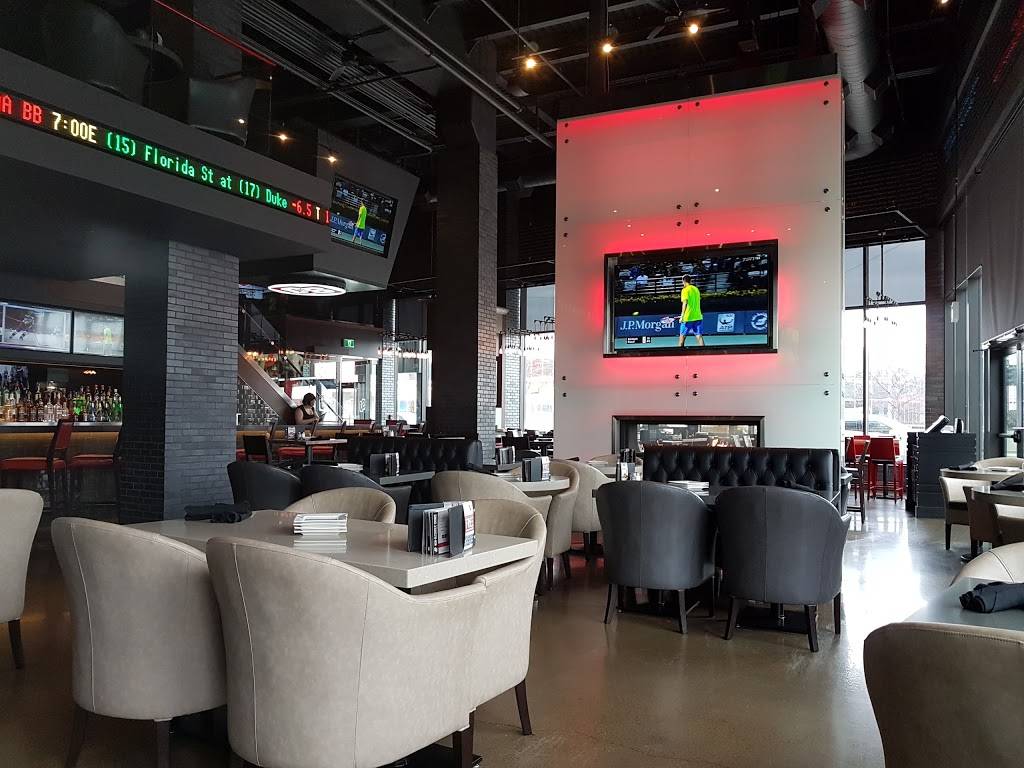 Shoeless Joes Sports Grill | restaurant | 1980 St Clair Ave W, Toronto, ON M6N 4X9, Canada | 4167668999 OR +1 416-766-8999