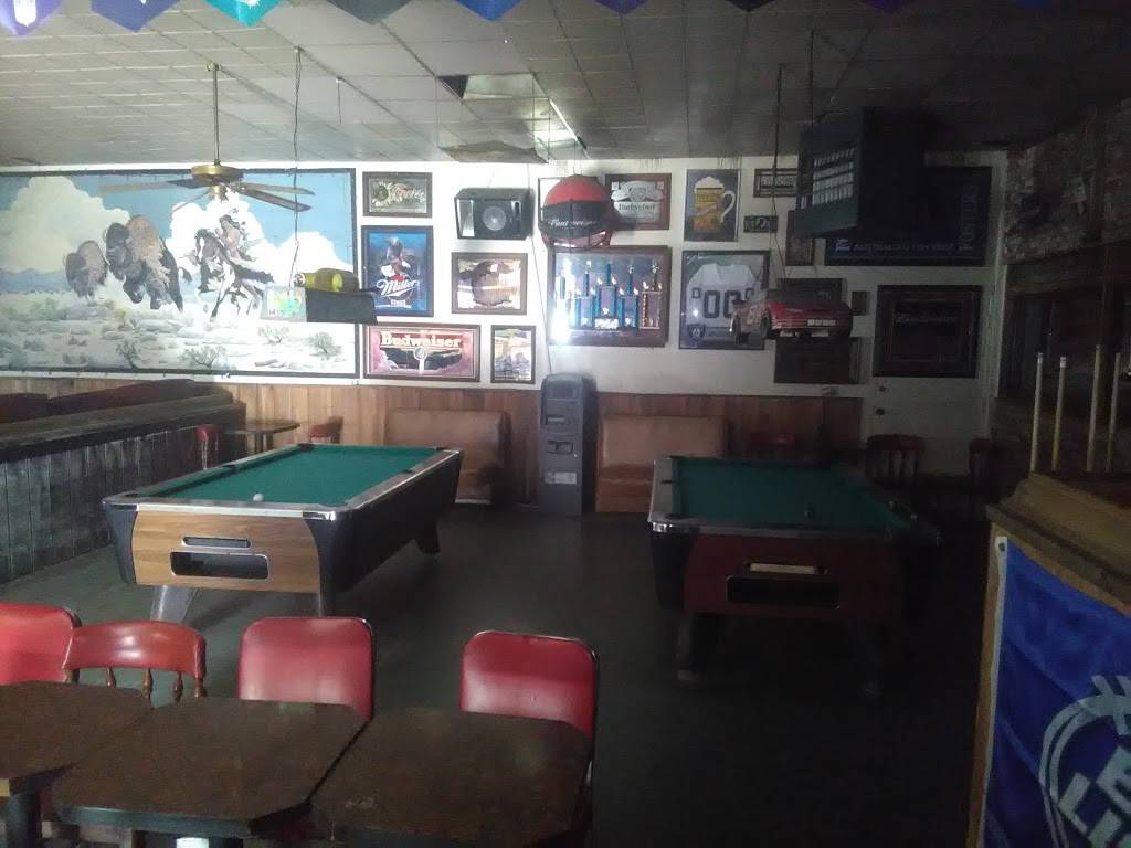 Vinnys Bar | restaurant | 2700 S Union Ave, Bakersfield, CA 93307, USA | 6613216041 OR +1 661-321-6041