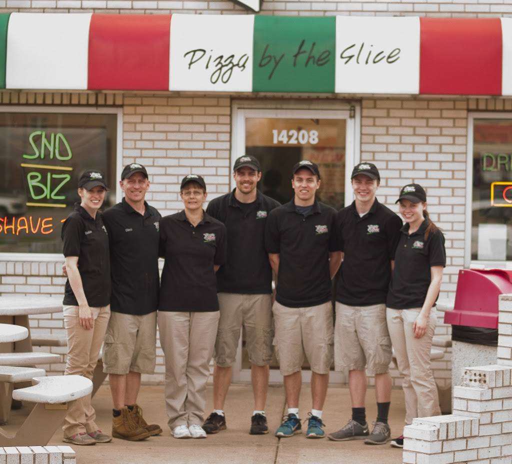 Simply Slices | restaurant | 7141 W 79th St, Burbank, IL 60452, USA | 7085990901 OR +1 708-599-0901