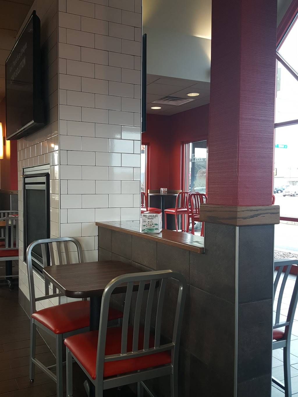 Arbys | restaurant | 1501 N S Central Ave, Marshfield, WI 54449, USA | 7153873004 OR +1 715-387-3004