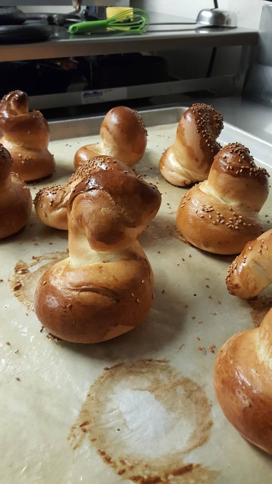 Upper Crust | restaurant | 3740 Overseas Hwy, Marathon, FL 33050, USA | 3057437100 OR +1 305-743-7100