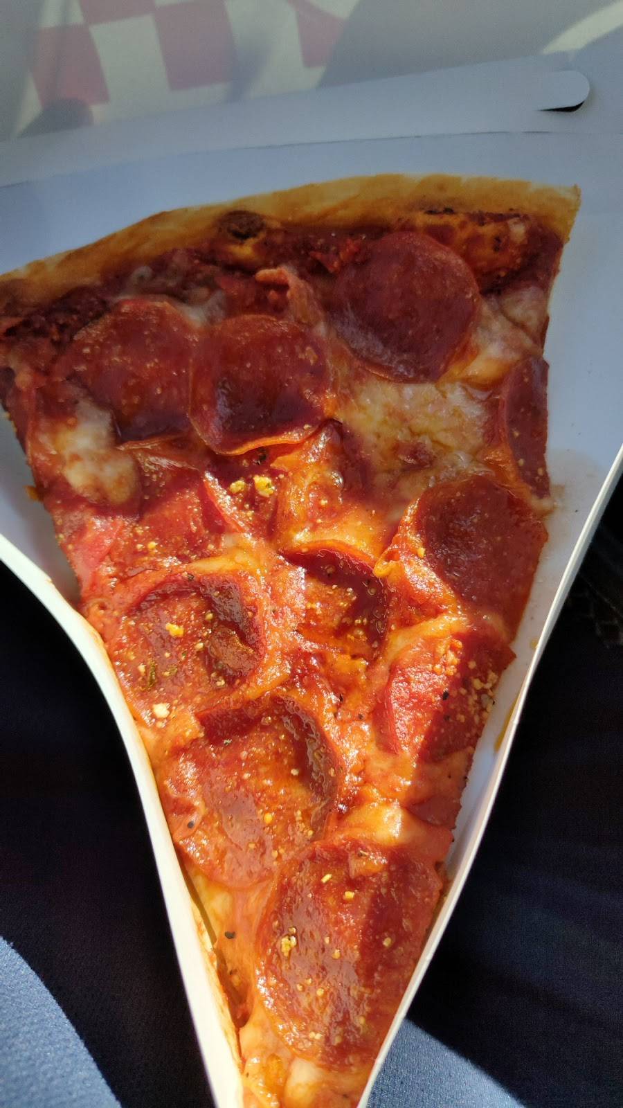 GH Pizzas | restaurant | 2113 Bloomingdale Rd, Glendale Heights, IL 60139, USA | 8474665236 OR +1 847-466-5236