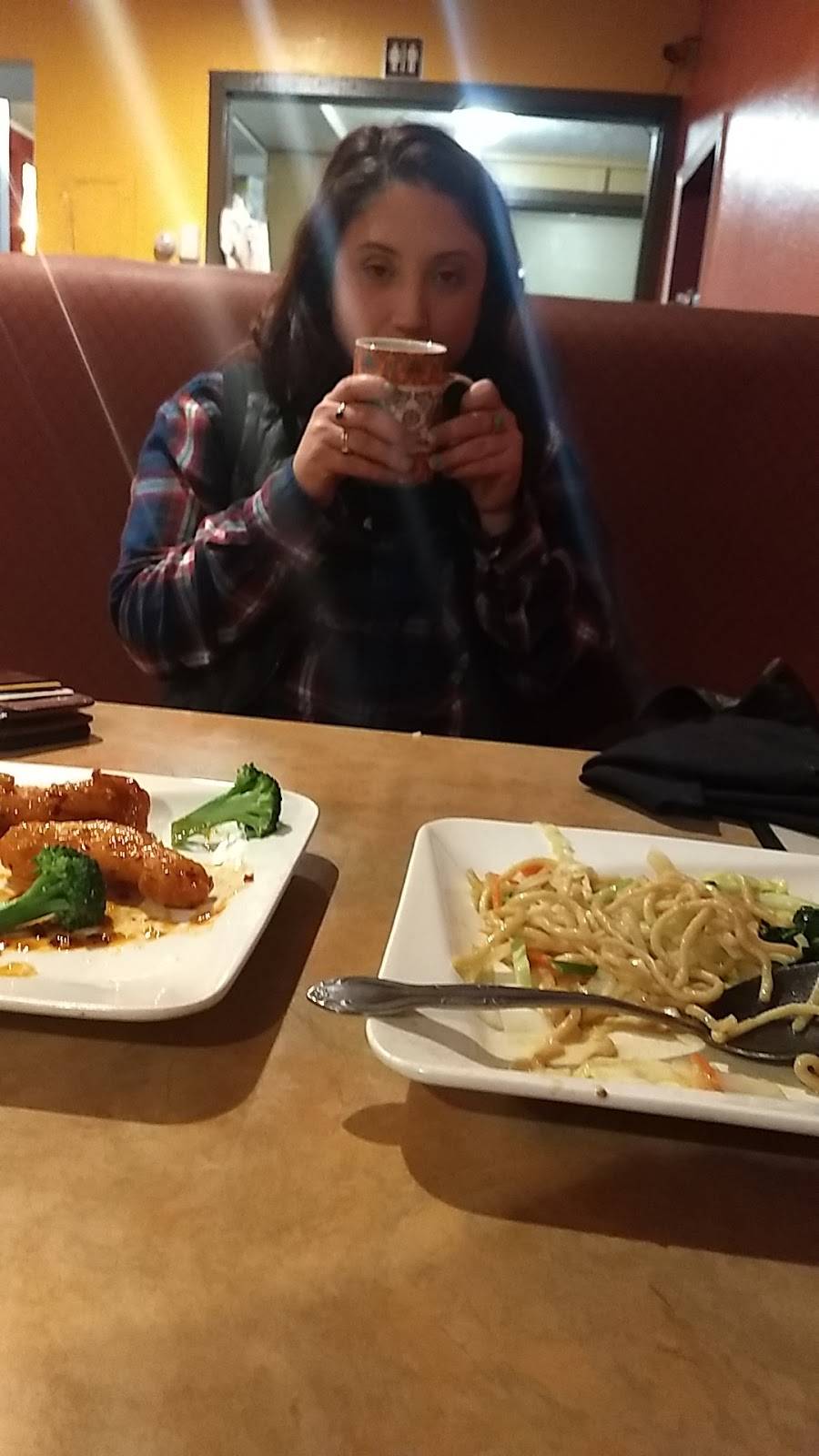 Golden Harvest | restaurant | 61 Main St, St Helena, CA 94574, USA | 7079679888 OR +1 707-967-9888