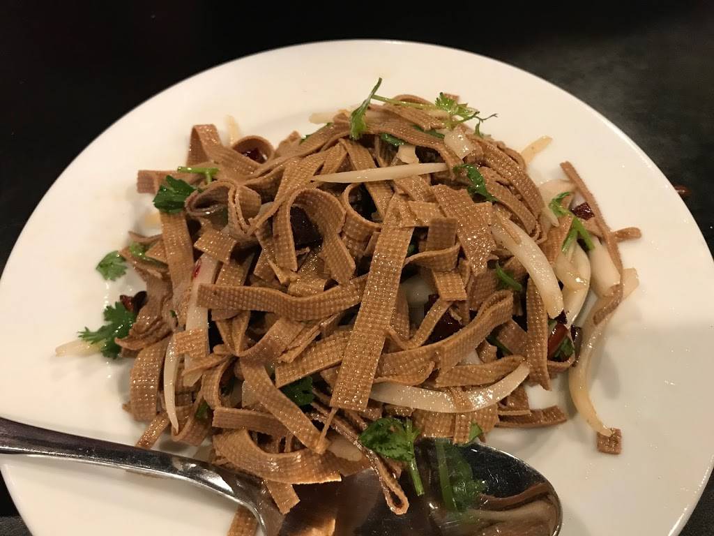 Chins Kitchen | restaurant | 4126 NE Broadway St, Portland, OR 97232, USA | 5032811203 OR +1 503-281-1203