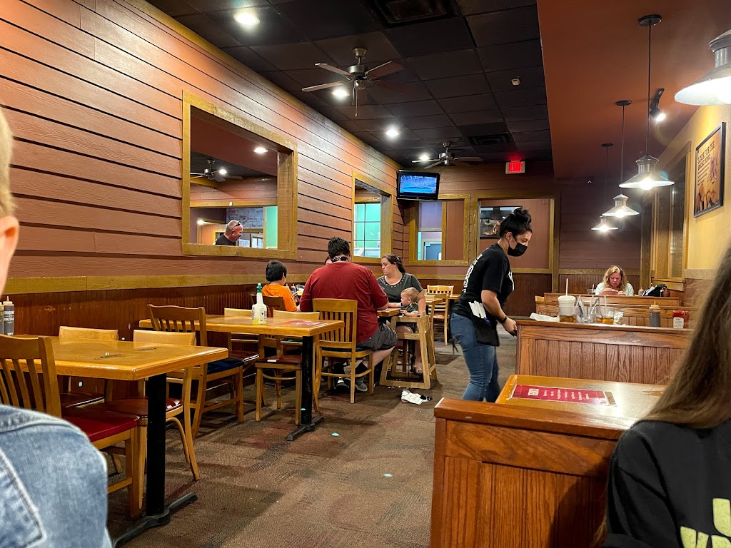 Sonnys BBQ | restaurant | 2250 FL-71, Marianna, FL 32448, USA | 8505267274 OR +1 850-526-7274