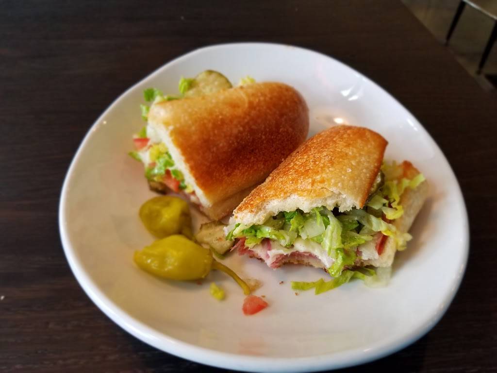 Pizza Perfect | restaurant | 1602 21st Ave S, Nashville, TN 37212, USA | 6153292757 OR +1 615-329-2757