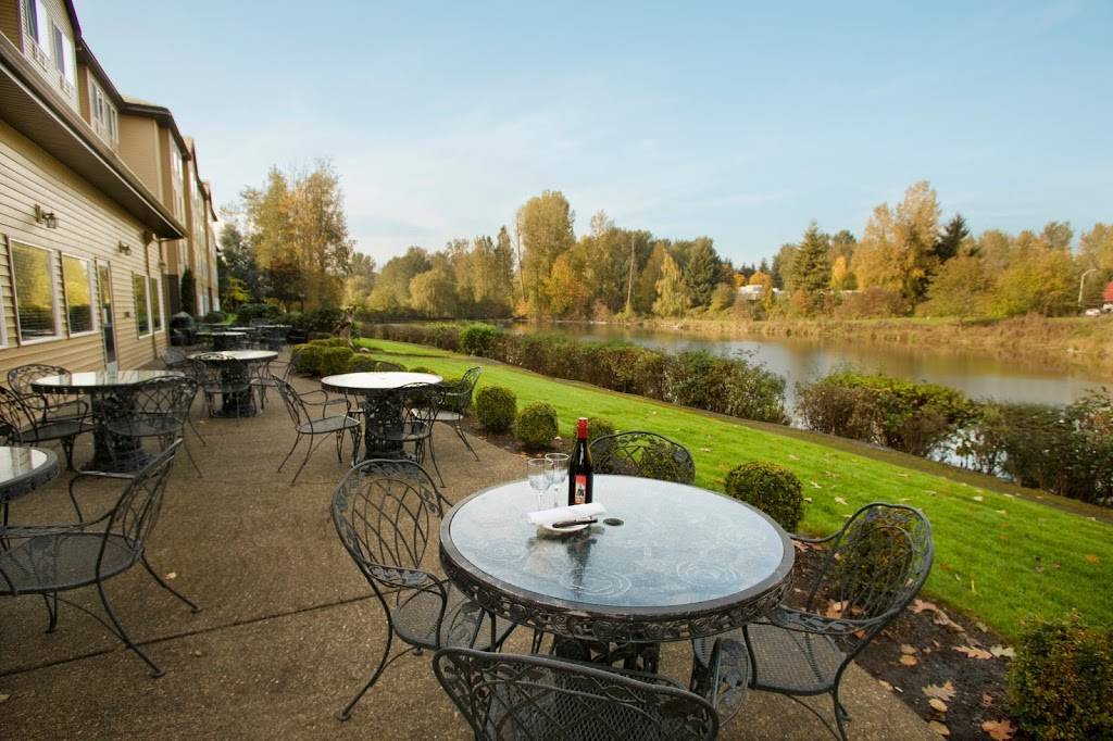 Lakeside Bar and Grill | restaurant | 6233 NE 78th Ct #2848, Portland, OR 97218, USA | 5034086647 OR +1 503-408-6647