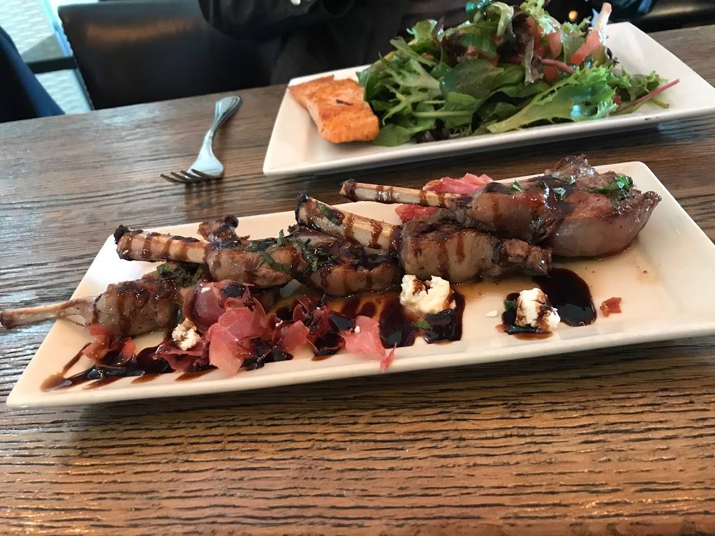 CRÚ Food & Wine Bar | restaurant | 8500 Peña Blvd, Denver, CO 80249, USA | 3033426669 OR +1 303-342-6669