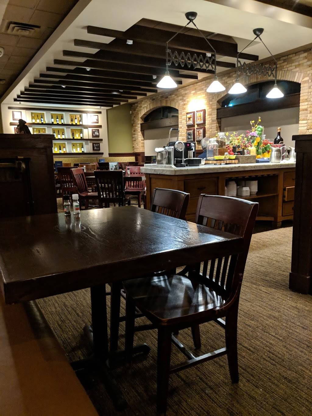 Carrabbas Italian Grill | restaurant | 5440 Farm to Market 1960 Rd W, Houston, TX 77069, USA | 2813978255 OR +1 281-397-8255