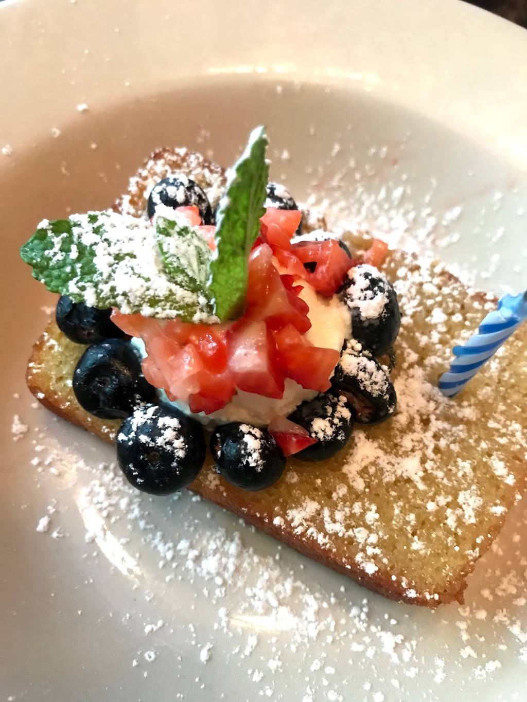 Rabbithole | restaurant | 352 Bedford Ave, Brooklyn, NY 11249, USA | 7187820910 OR +1 718-782-0910