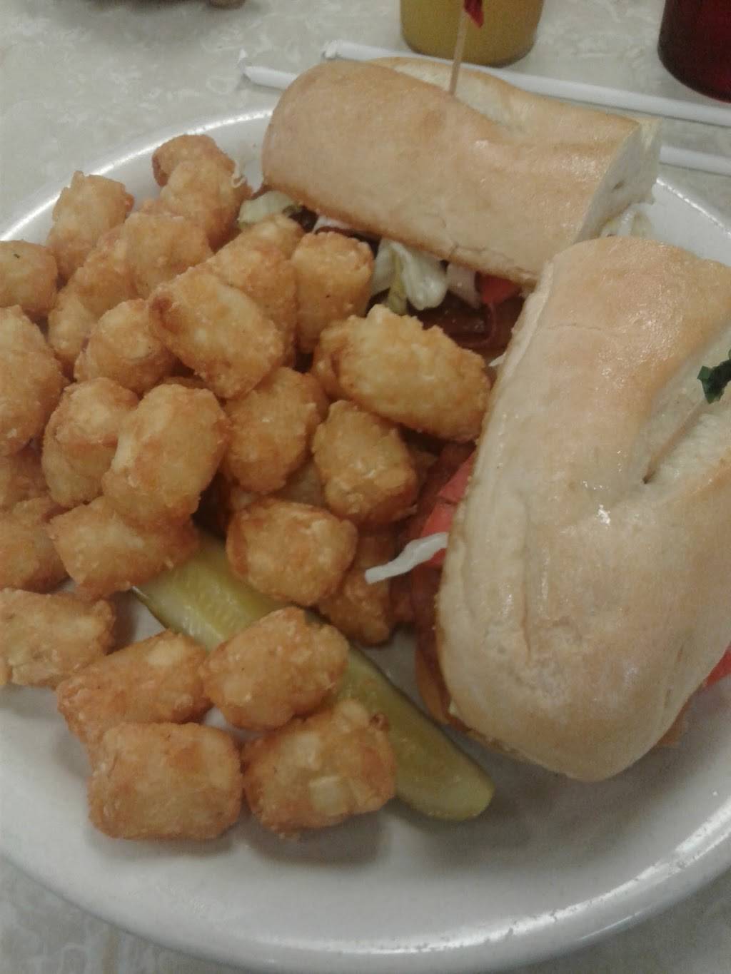 Hunt + Hart I Cafe + Bakery | bakery | 22 E Main St, Huntington, MA 01050, USA | 4136673030 OR +1 413-667-3030