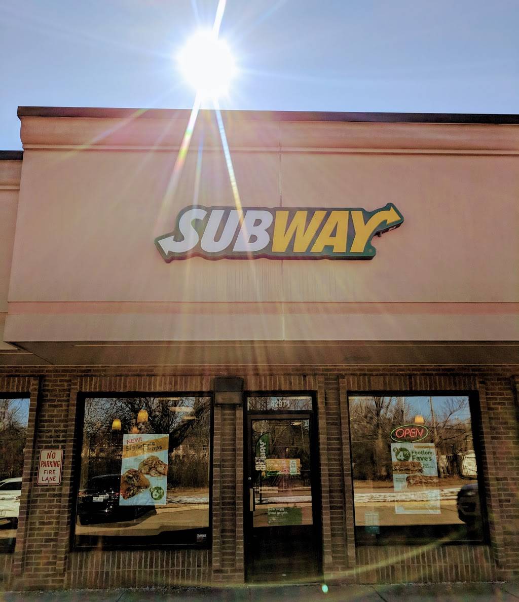 Subway | restaurant | 42971 W Seven Mile Rd, Northville, MI 48167, USA | 2483496070 OR +1 248-349-6070