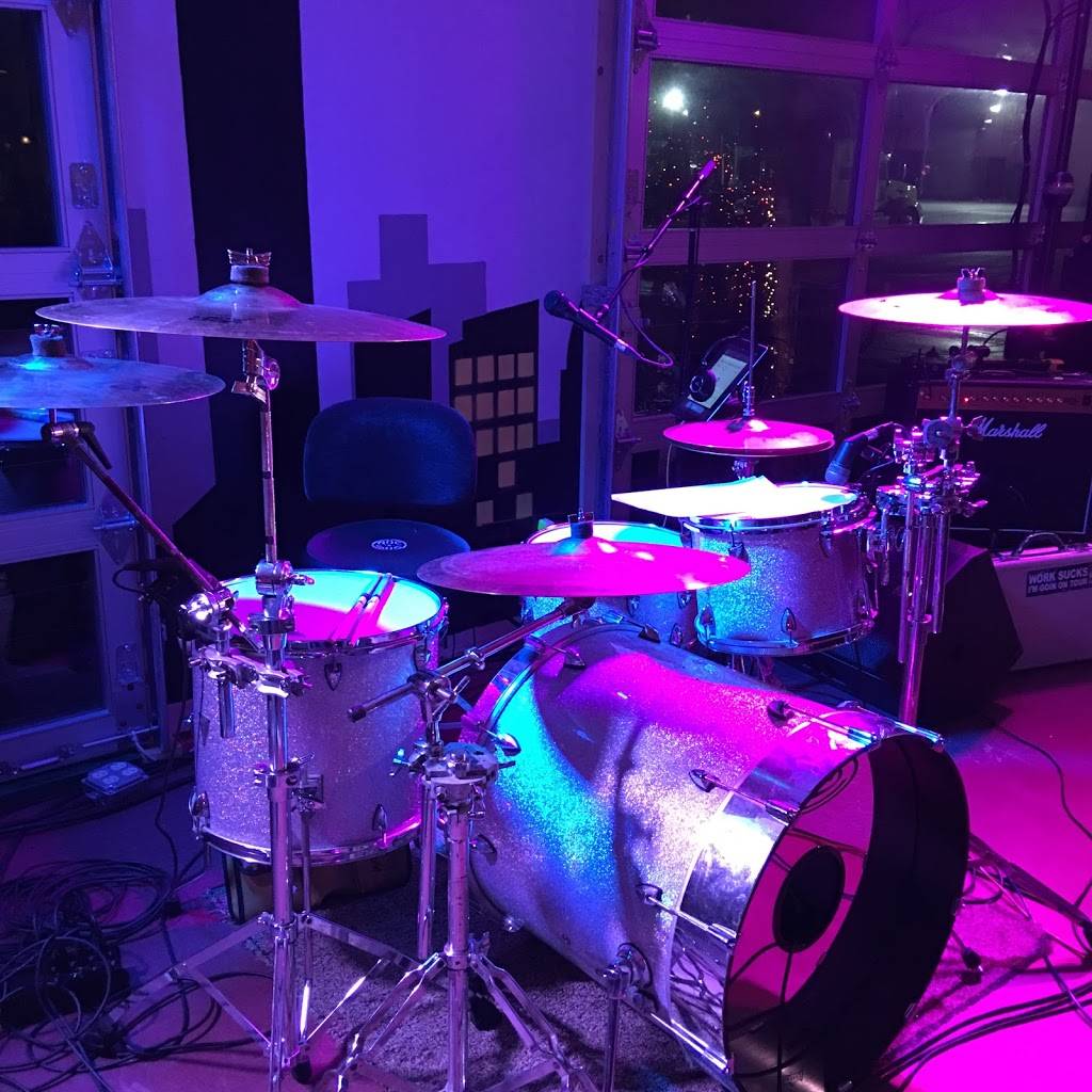 New Manhattan | restaurant | 7262 Hubbard Masury Rd, Hubbard, OH 44425, USA | 3305347890 OR +1 330-534-7890