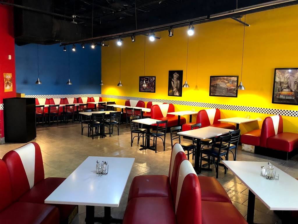 Poutinerie Labelle province | restaurant | 1675 Tenth Line Rd, Orléans, ON K1E 3P6, Canada | 6135909199 OR +1 613-590-9199