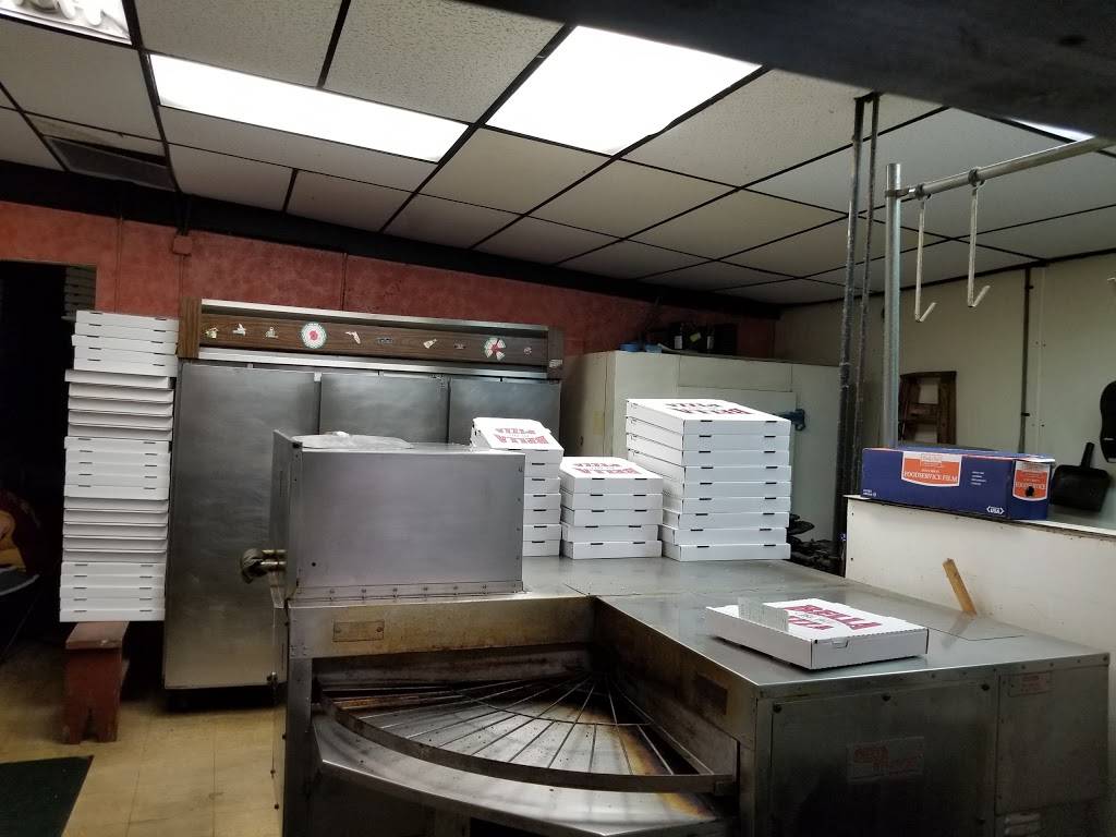 Bella Pizza | restaurant | 4475 Rocky River Dr, Cleveland, OH 44135, USA | 2163621565 OR +1 216-362-1565