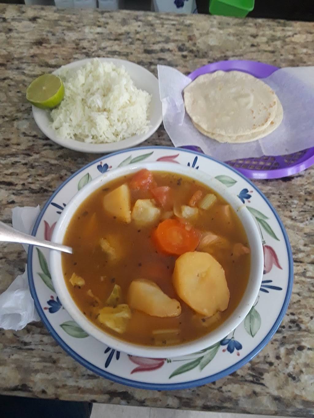 El Rinconcito Tipico Hondureño | restaurant | 1224 Bergenline Ave, Union City, NJ 07087, USA | 2013198929 OR +1 201-319-8929