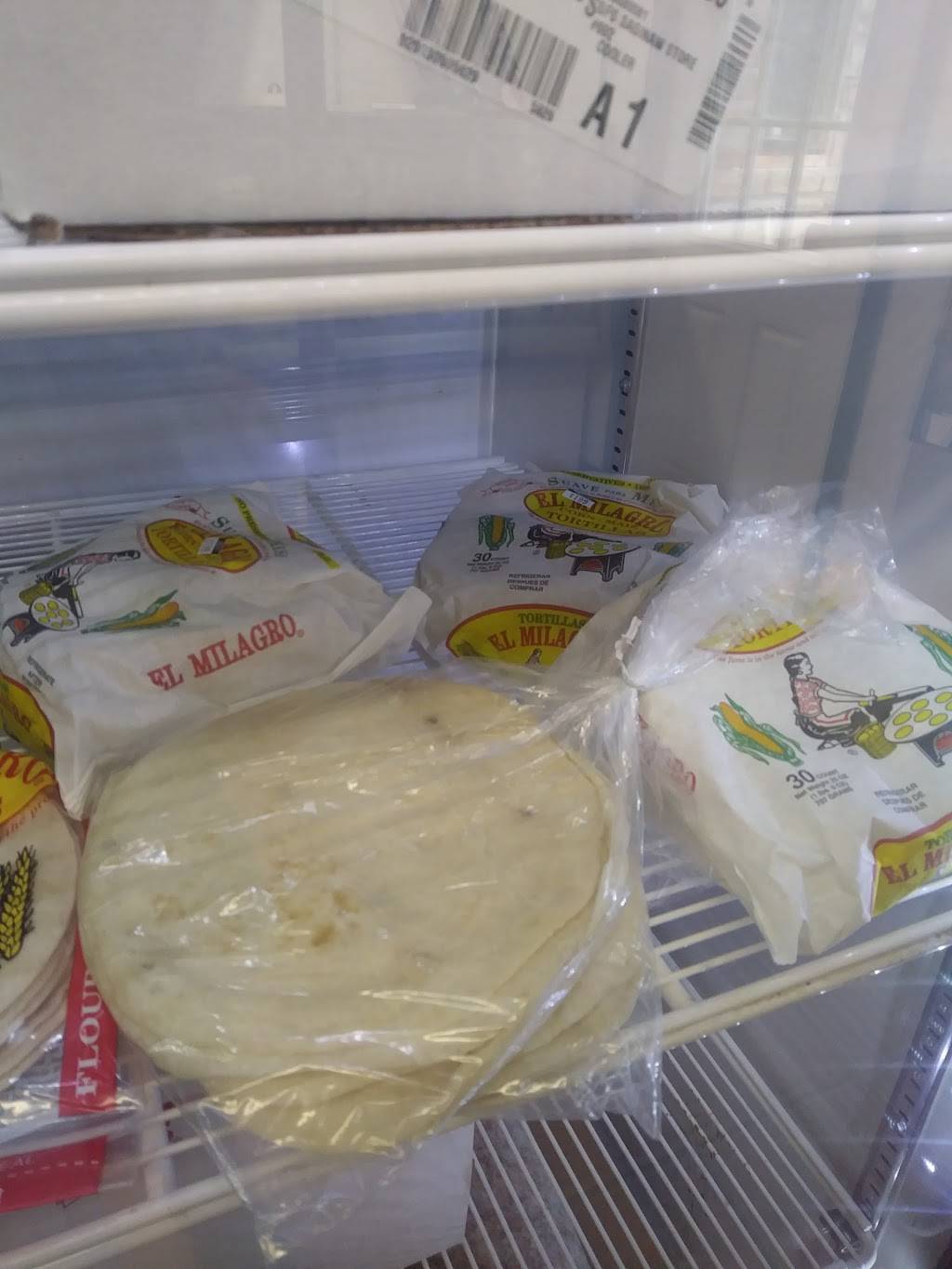 Cruz Kitchen | restaurant | 1200 Martha St, Saginaw, MI 48601, USA | 9897528039 OR +1 989-752-8039