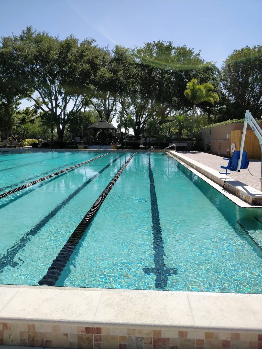 The Landings Yacht Golf & Tennis Club Inc | restaurant | 4420 Flagship Dr, Fort Myers, FL 33919, USA | 2394823211 OR +1 239-482-3211