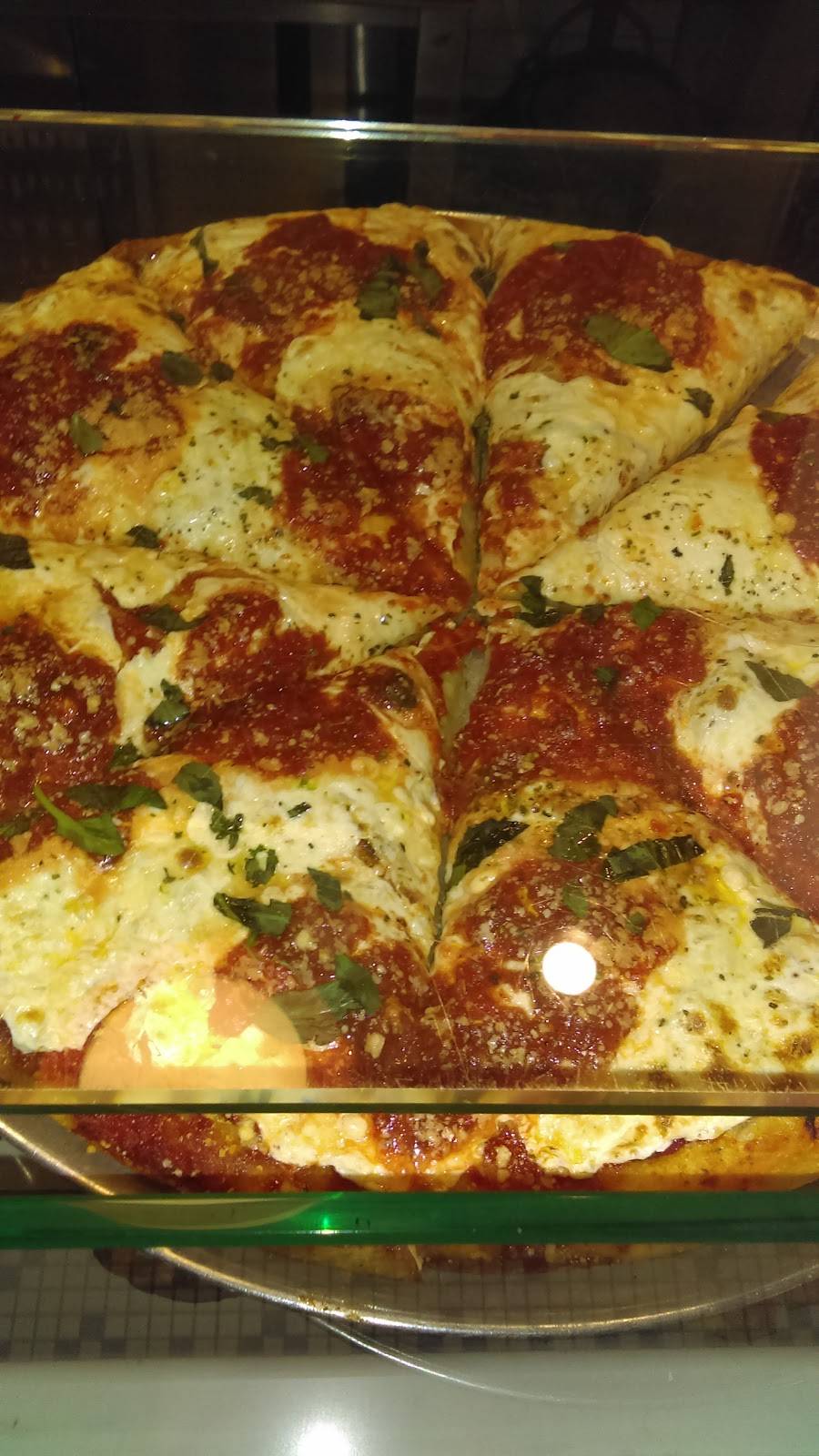 Francescos | restaurant | 529 Henry St, Brooklyn, NY 11231, USA | 7188340863 OR +1 718-834-0863