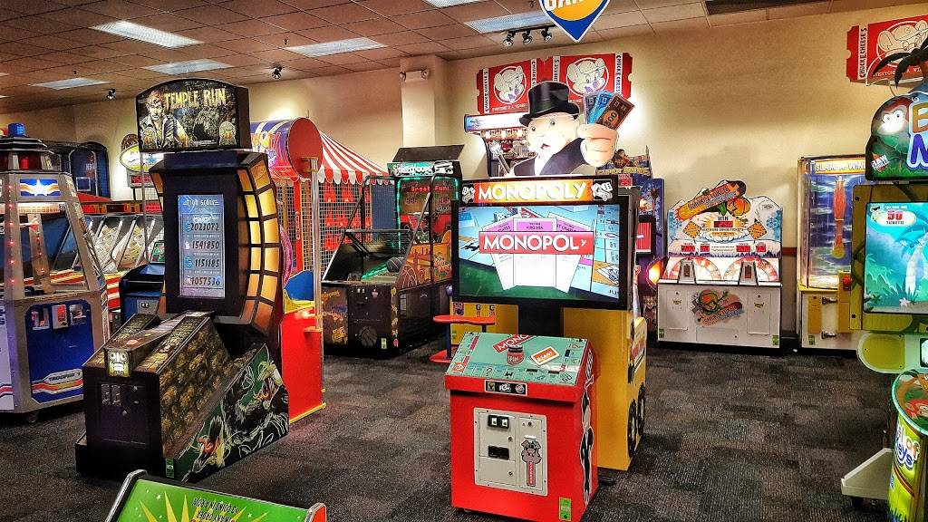Chuck E. Cheese | restaurant | 2601 W Lake Ave, Peoria, IL 61615, USA | 3096882873 OR +1 309-688-2873