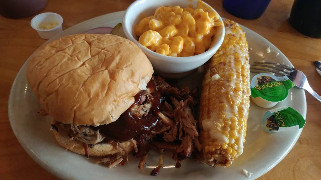Buckingham Smokehouse BBQ | restaurant | 3804 Buttonwood Dr, Columbia, MO 65201, USA | 5734991490 OR +1 573-499-1490