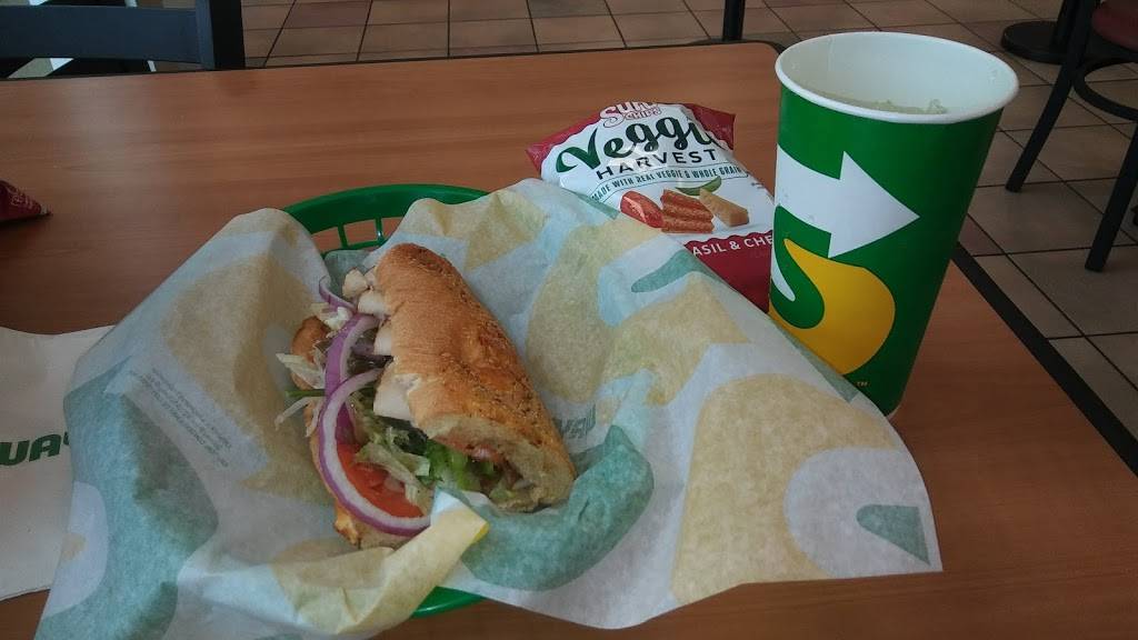 Subway | meal takeaway | 8298 Bird Rd, Miami, FL 33155, USA | 7864227593 OR +1 786-422-7593
