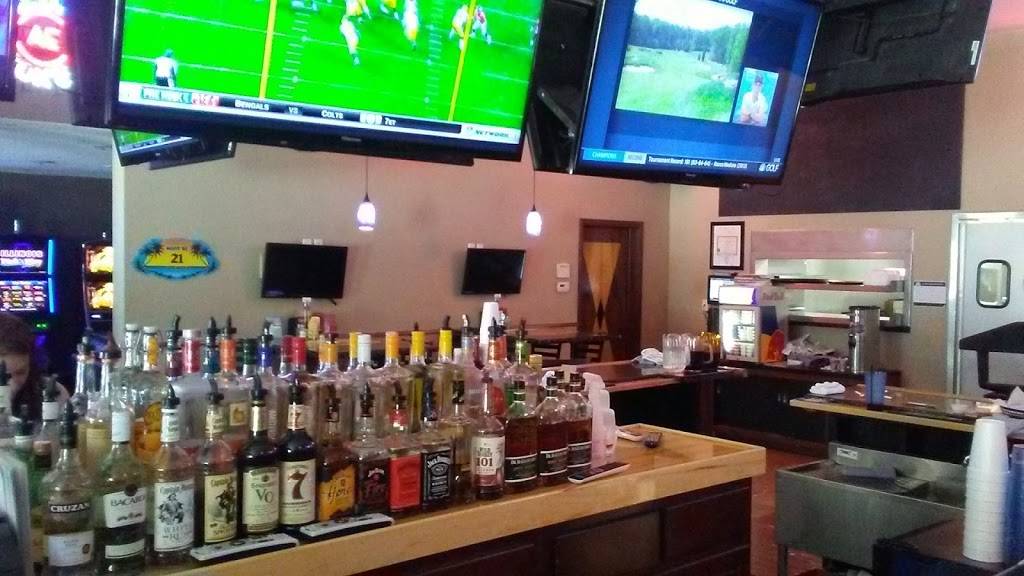 Goetten Oasis Restaurant | restaurant | 1109 5th St, Carrollton, IL 62016, USA | 2179423713 OR +1 217-942-3713