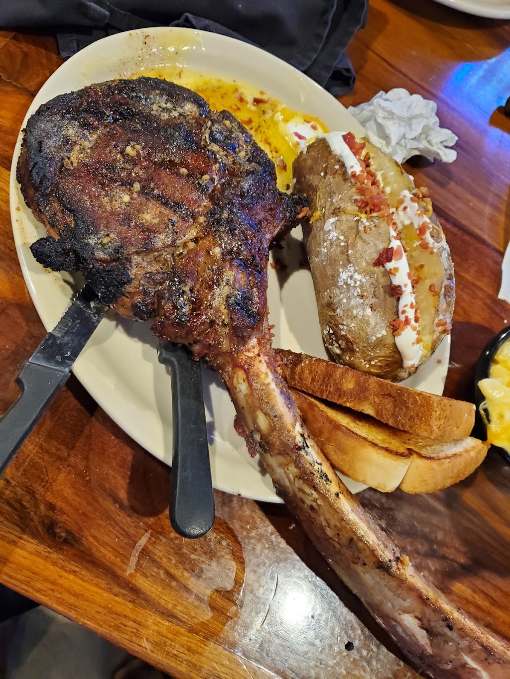 The Ranch House Bar & Grill | restaurant | 1321 Preacher Roe Blvd, West Plains, MO 65775, USA | 4172563880 OR +1 417-256-3880